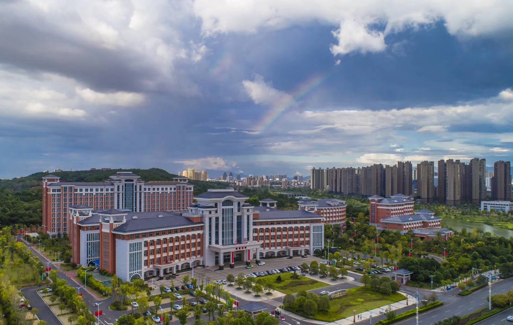 上海市东方医院吉安医院单位图片